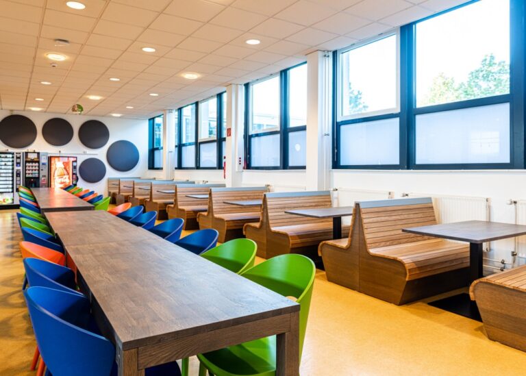 South Westphalia University of Applied Sciences Canteen 768x549